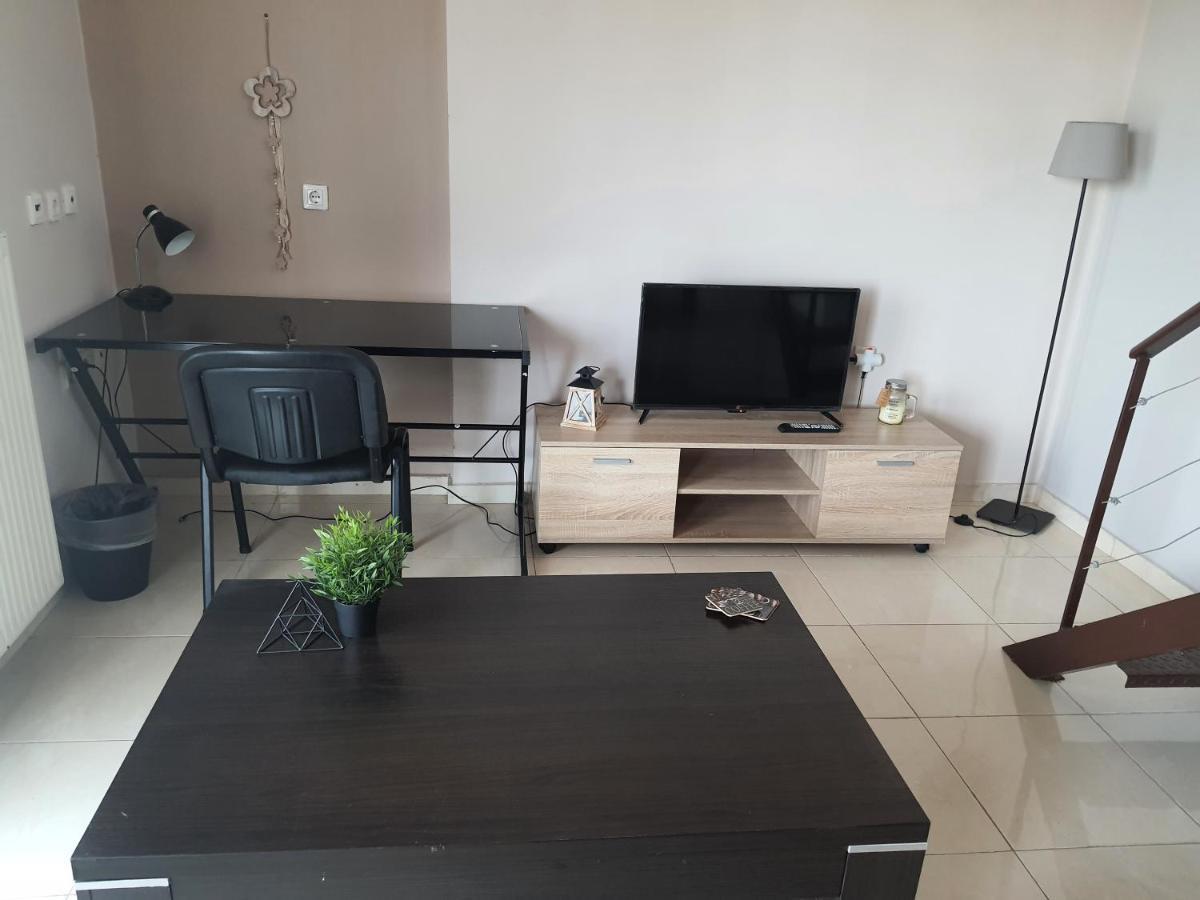 Seaside Beach Apartment 칼라마타 외부 사진