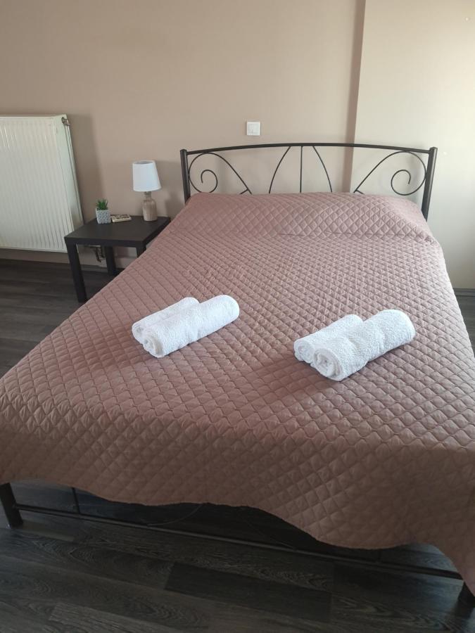 Seaside Beach Apartment 칼라마타 외부 사진